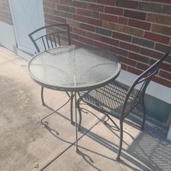 Outside Table and Chairs