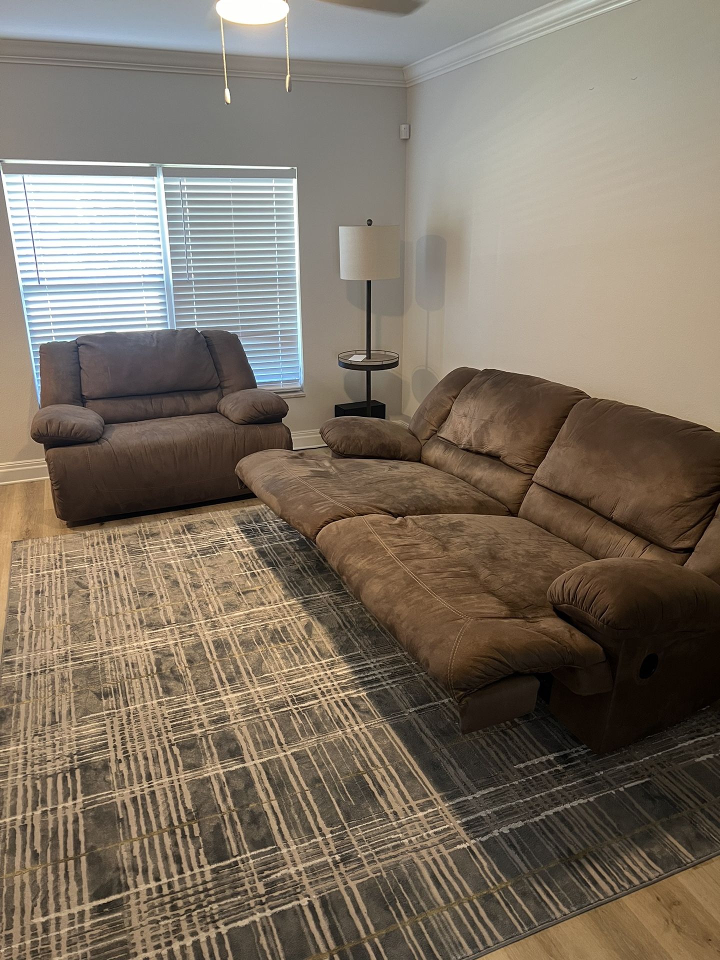 Ashley’s Recliner Couch And Recliner Oversized Love Seat 