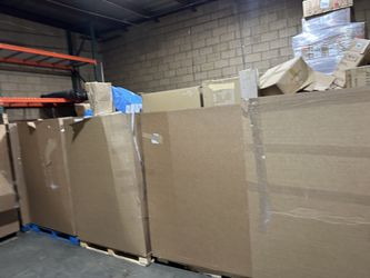 Amazon Pallets 