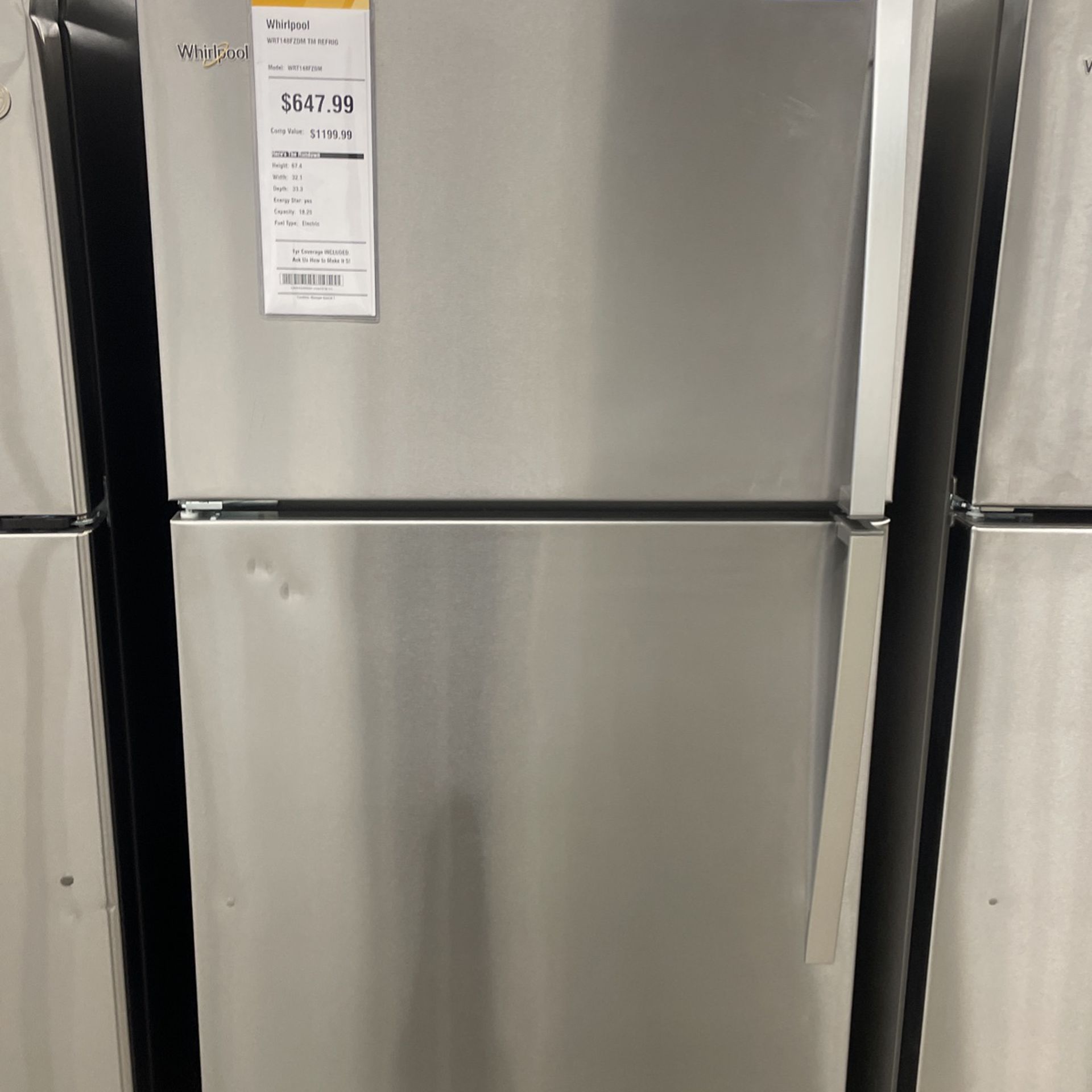 Whirlpool Top Freezer refrigerator with ice maker 18 cuft