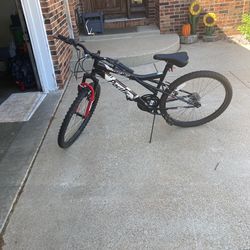 B oys bike Pacific 26 inch