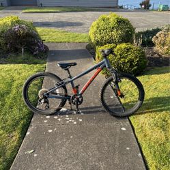 Used Canadale Bike 