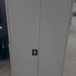 Large Metal Doored Storage Shop Garage Cabinet! Delivery Available! 