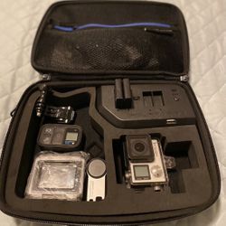 Go Pro Hero 4 Silver Bundle