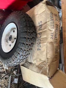 13 inch DESC Pneunamic tire and rim