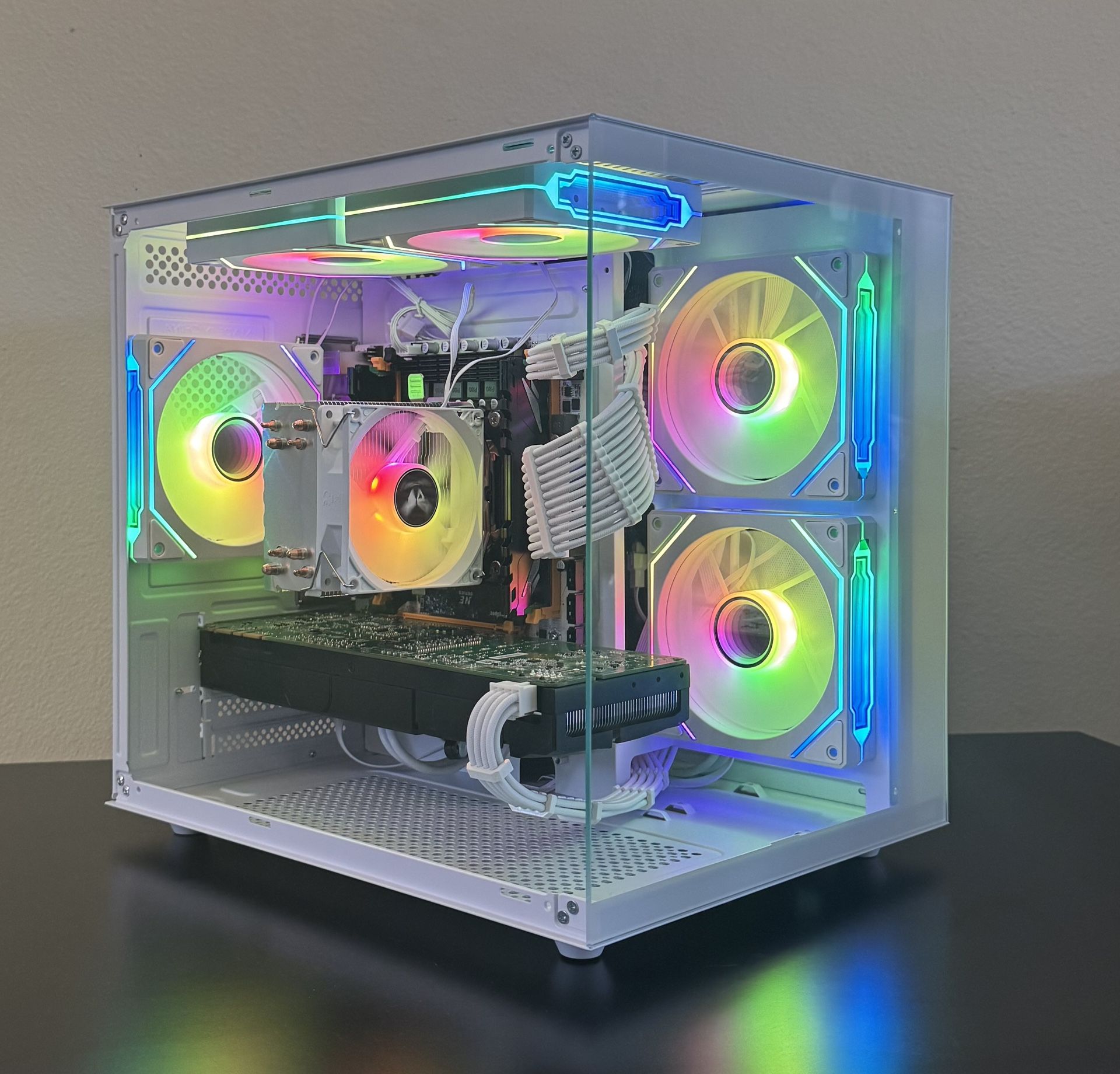Amazing White Gaming PC - Xeon E5 2680 V4, GTX 1070, 32GB DDR4, 512Gb NVMe - COD6, FN, Marvel