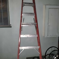 Werner 8ft Fiberglass Ladder