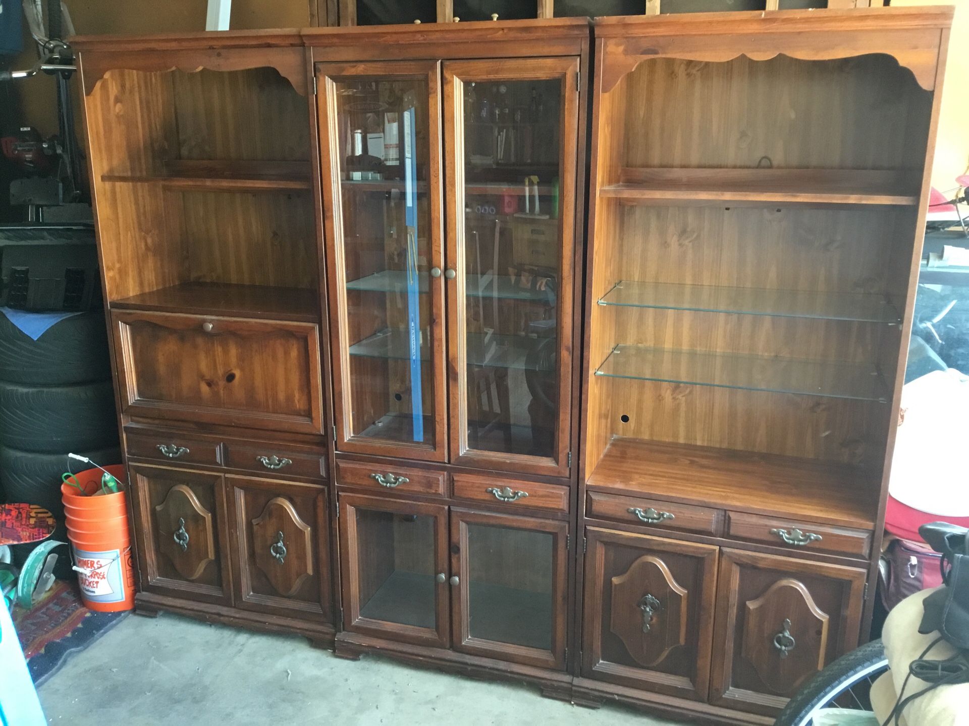 Wall unit 3pc