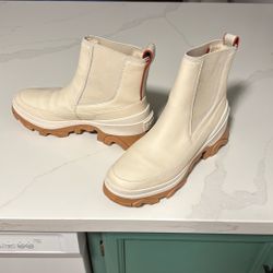 Sorel Boots Size 10.5 Women’s 