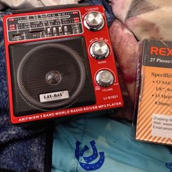 Radio FM Portátil Reproductor De MP3 USB Y Bluetooth 