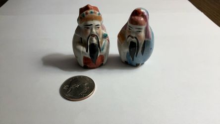 Two sm. Chinese figures