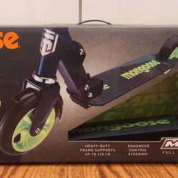 New in box Mongoose Force 3.0 Folding Scooter in Blue / Green
