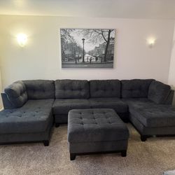 Large Gray Sectional Sofa W/ Ottoman