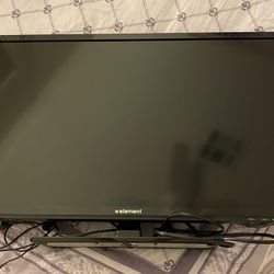 32 Inch Element Flatscreen TV 