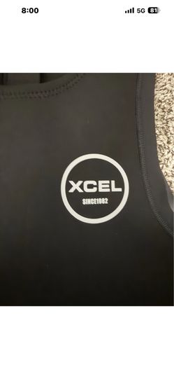 Xcel sleeveless Wetsuit Men’s Large Surfing Triathlon Diving