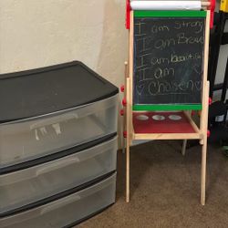 $10 Kids Chalkboard Easle.