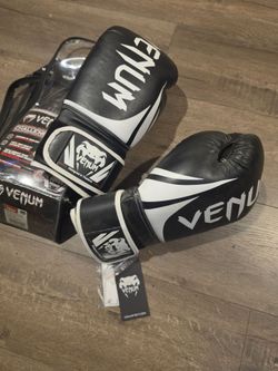 VENUM  BOXING GLOVES  - 16 OZ
