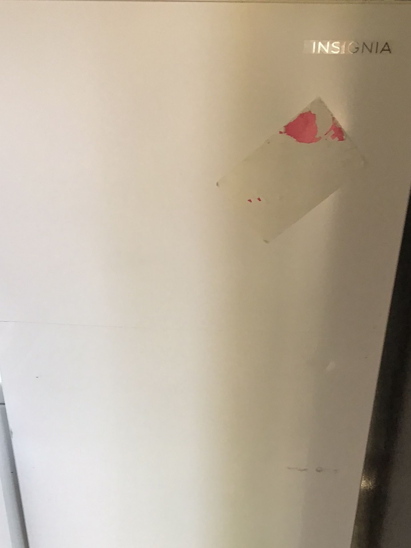 NEW FREEZER INSIGNIA