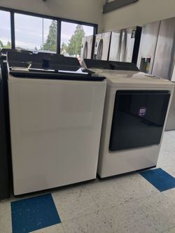 New
5.5 cu. ft. SMART Top Load Washer in Alpine White with Impeller, Easy Unload and TurboWash3D