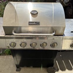 Bbq Grill With Tank