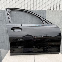 2019 2020 2021 2022 2023 2024 BMW 330i 3 Series Right Front Door Shell