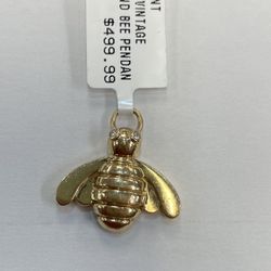 14KYG Vintage Bee Pendant Diamonds For Eyes 