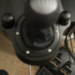 Logitech wheel compatible with pc Xbox and ps4-5