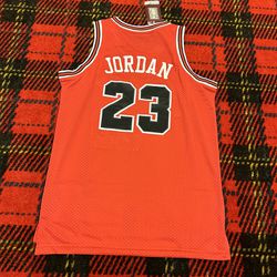 Brand New Michael Jordan Jersey Chicago Bulls YOUTH