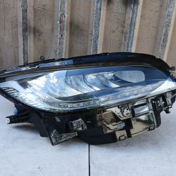 2020-2022 Lincoln Corsair Headlight Passenger Right Side OEM 