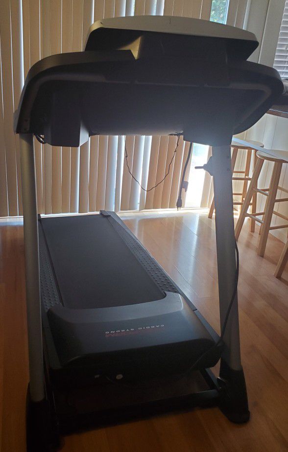 Treadmill - Pro Form 
