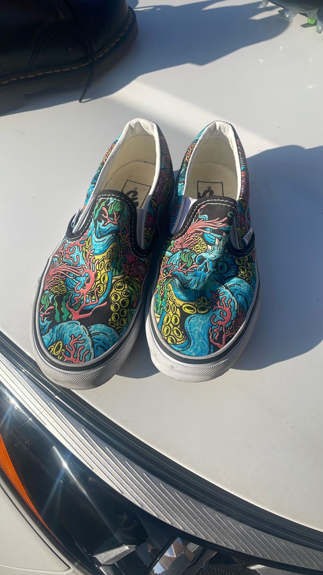 Size 3.5 Ocean Graphic Vans