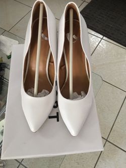 High heel shoes