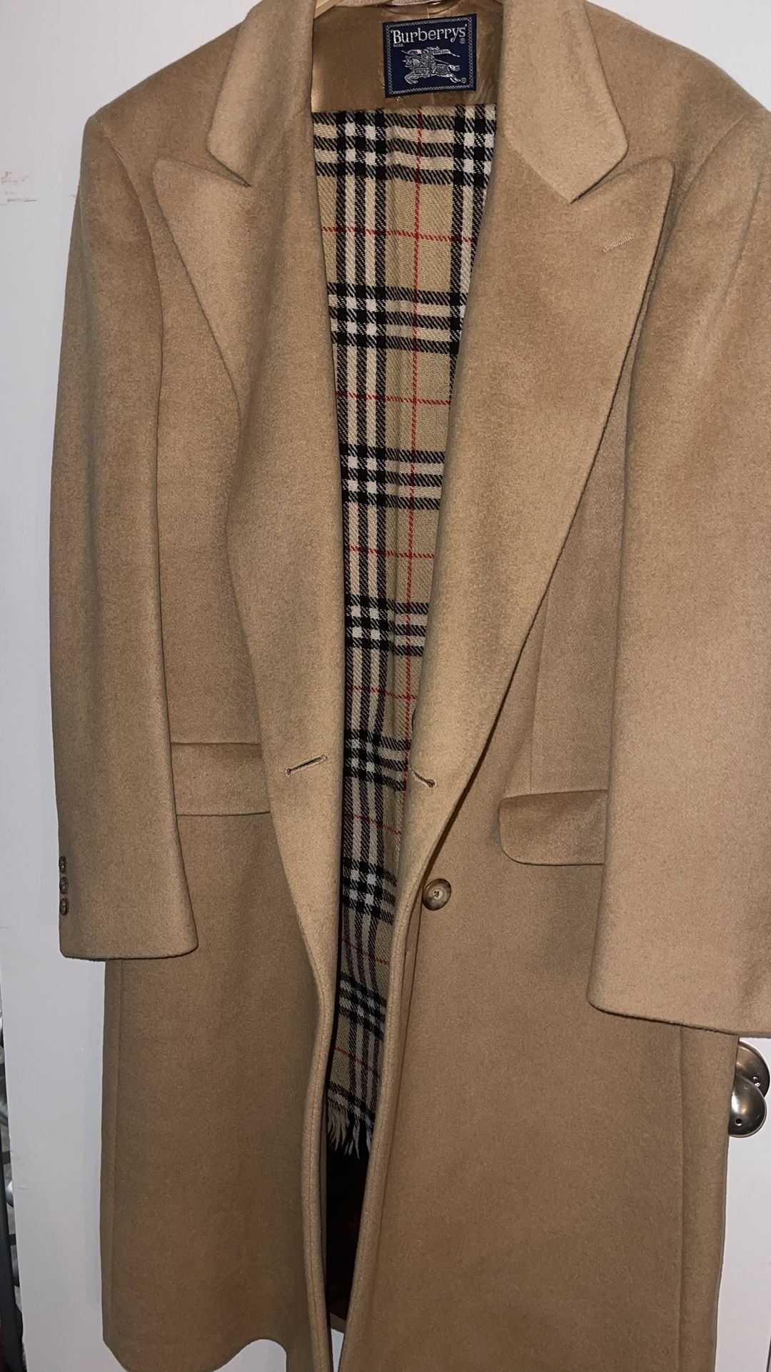 Burberry’s Men Camel 🐪 Coat Size XL 