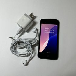 iPod Touch 6 Space Gray 16GB HT2005