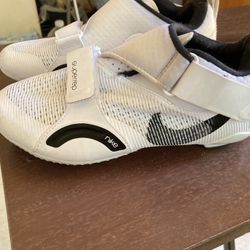 Cycling shoes