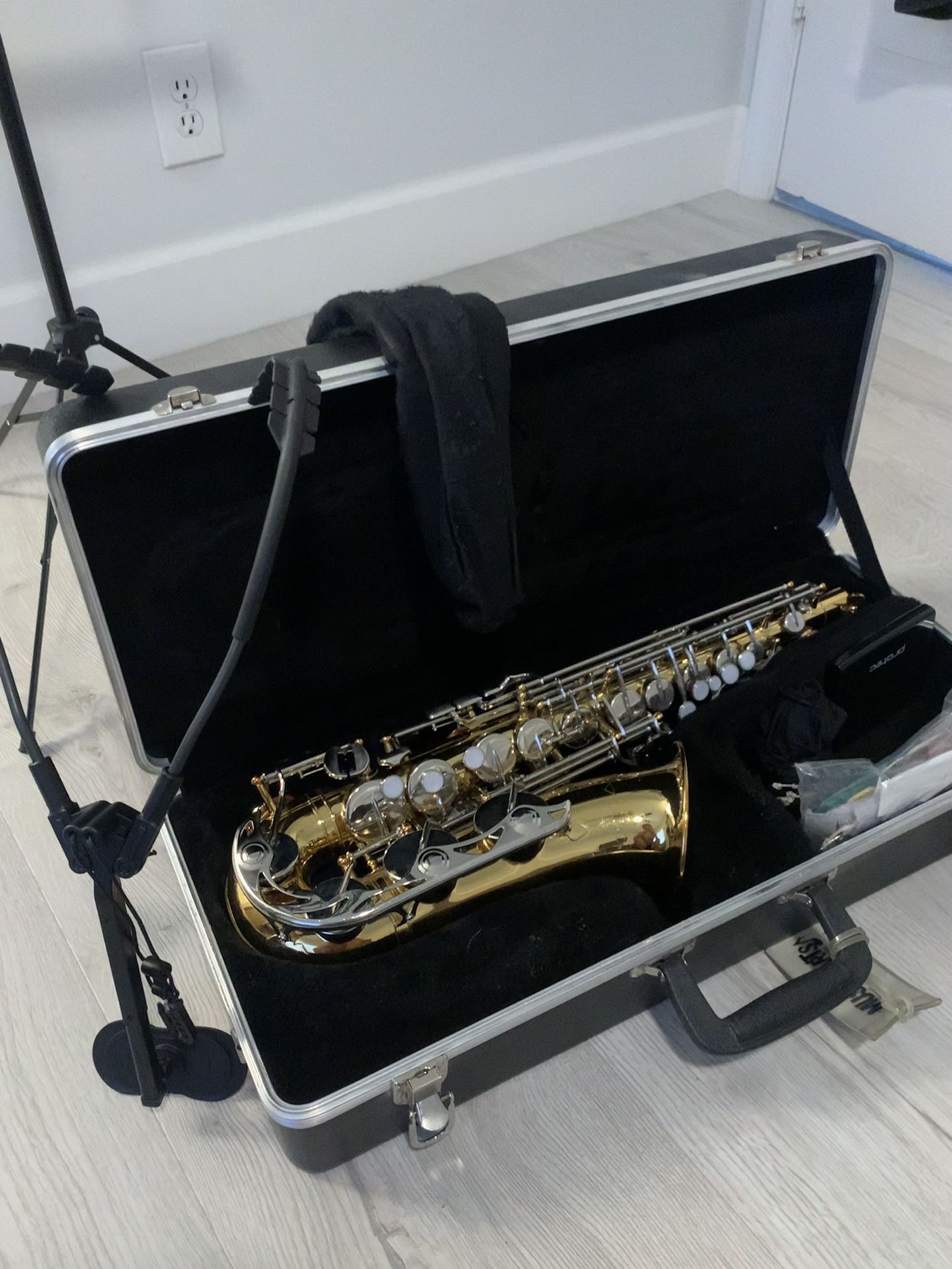 Alto Saxophone with papers 