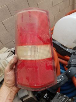 Chevy express turn signal, tail light (RIGHT PASSENGER SIDE)