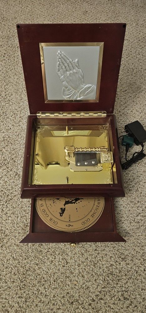 Mr. Christmas Gold Label Inspirational Symphonium Wood Music Box 9 Hymns Tested
