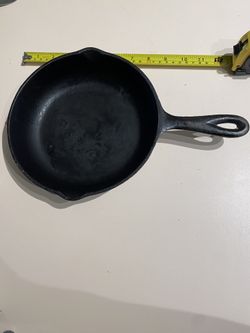 8 1/2 Inch Cast Iron Skillet