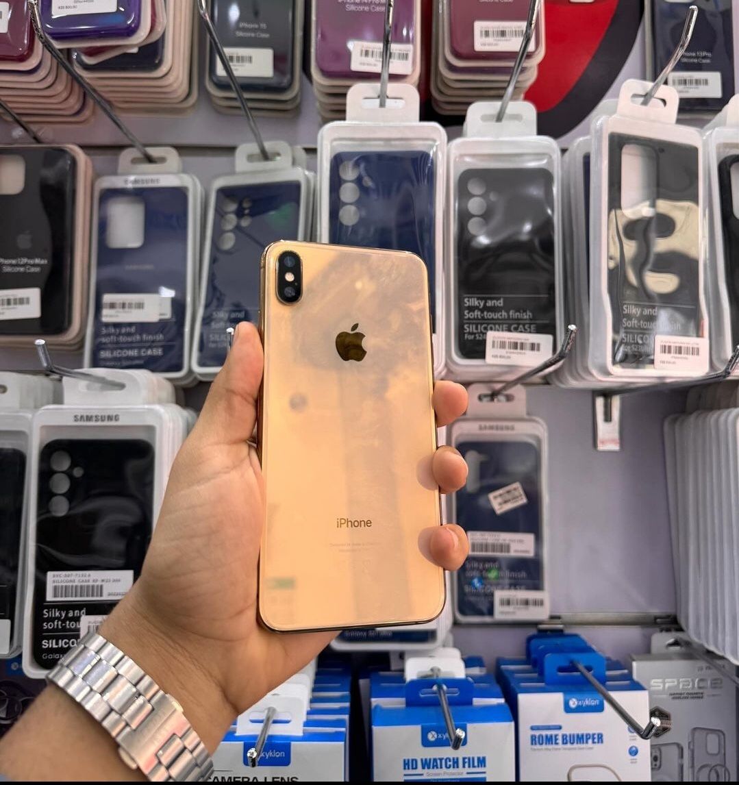 iPhone XS Max Unlocked With Warranty