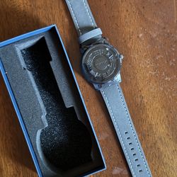 New- 42mm Men's Creative Stainless Steel Quartz Watch