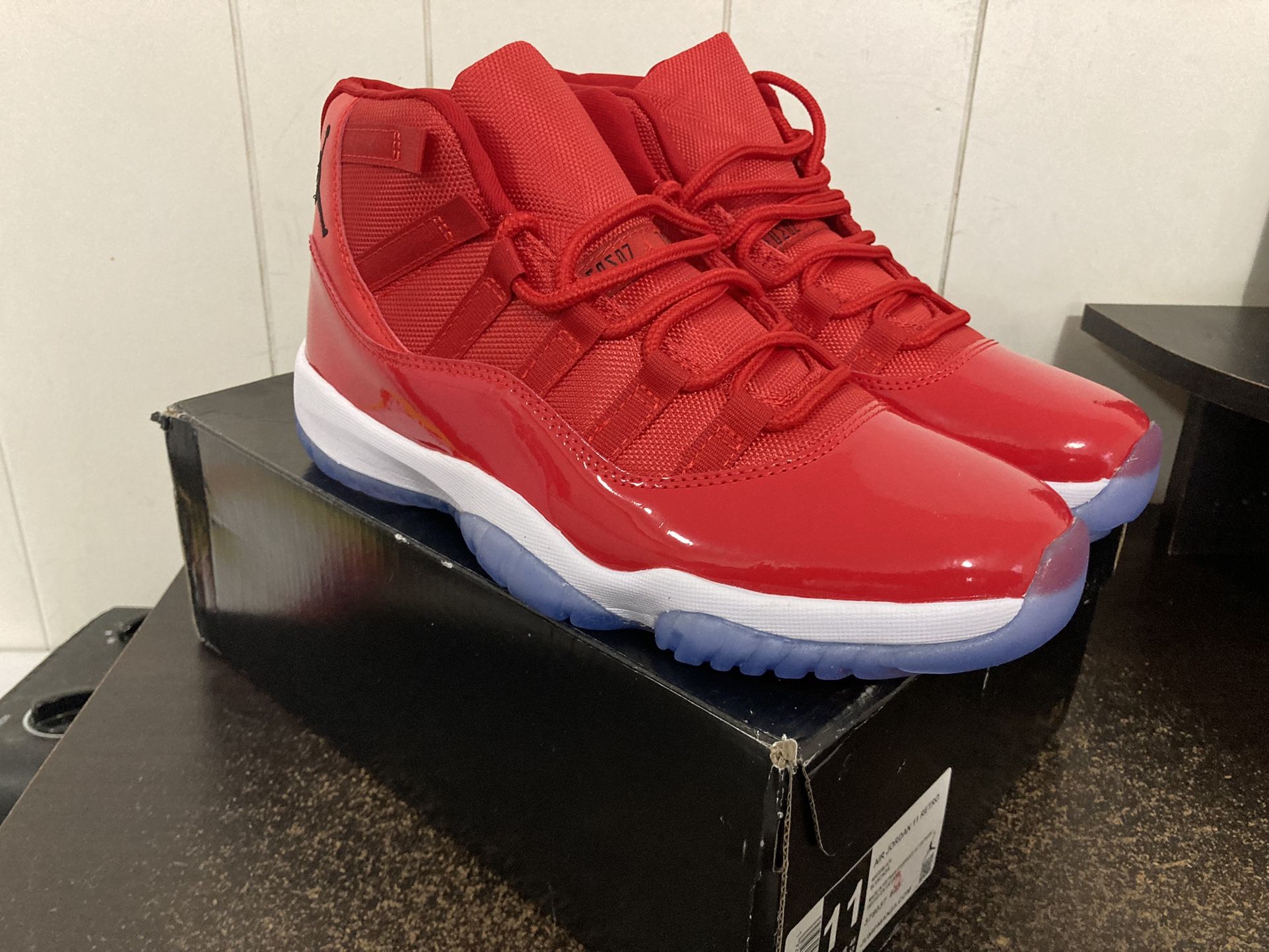 New Jordan 11- Men’s 11