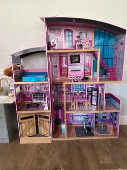 KidKraft Wooden Dollhouse