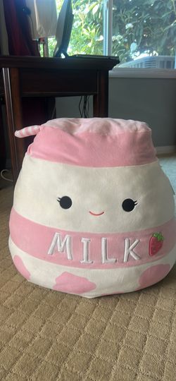 Amelie 24 inch squishmallow strawberry milk