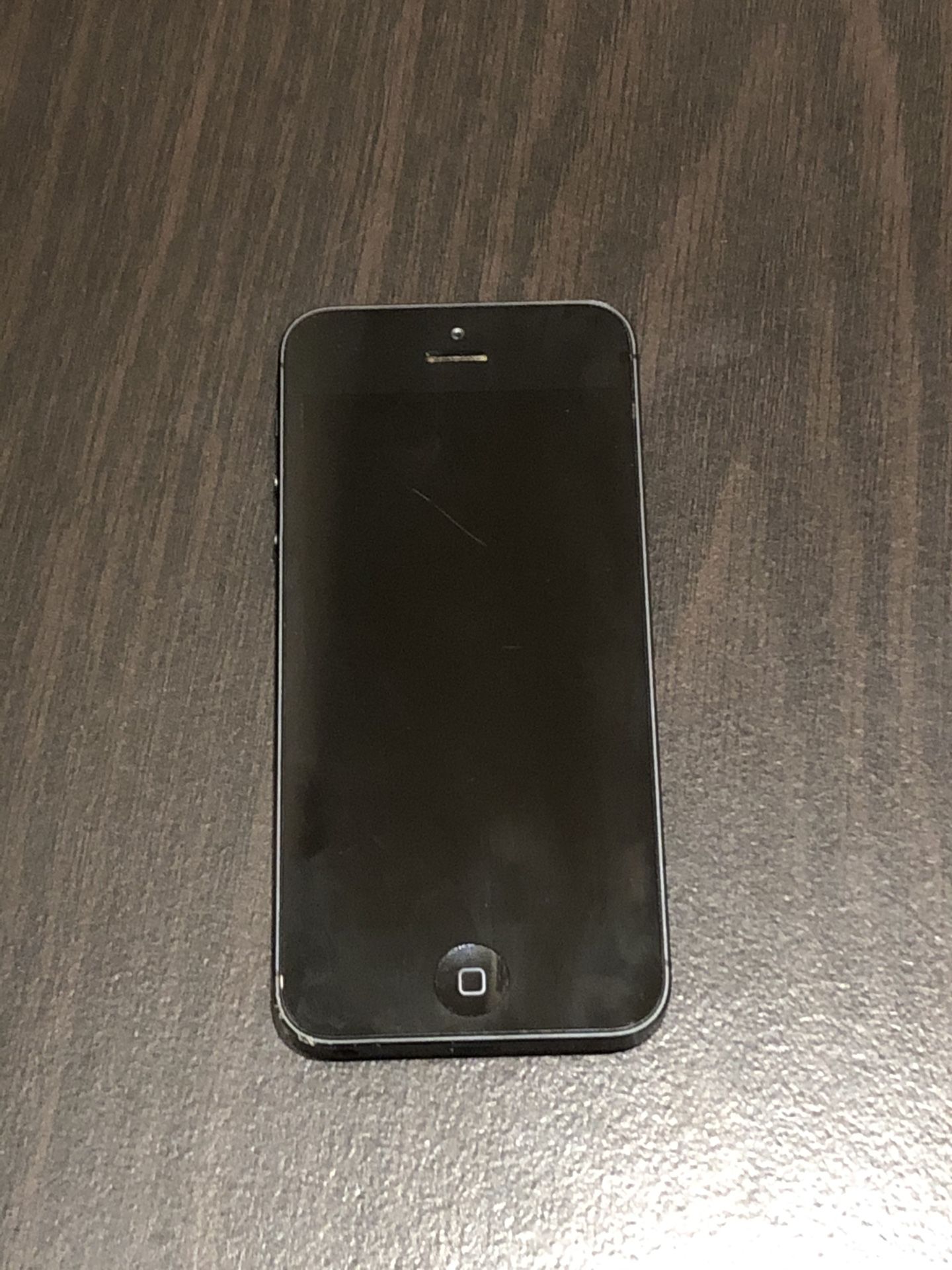 iPhone 5 (Factory Unlocked) WORKS PERFECT!
