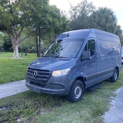 2019 MERCEDES-BENZ SPRINTER 2500 CREW 