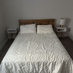 Mid-Century Modern 5 Pc Bedroom Set – Great Condition!