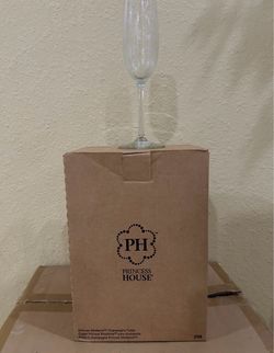 Princess house champagne flutes set