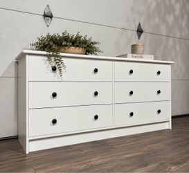 White 6-Drawer Dresser, Perfect for Nursery or Bedroom
