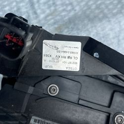 Jaguar Xj Locking actuator